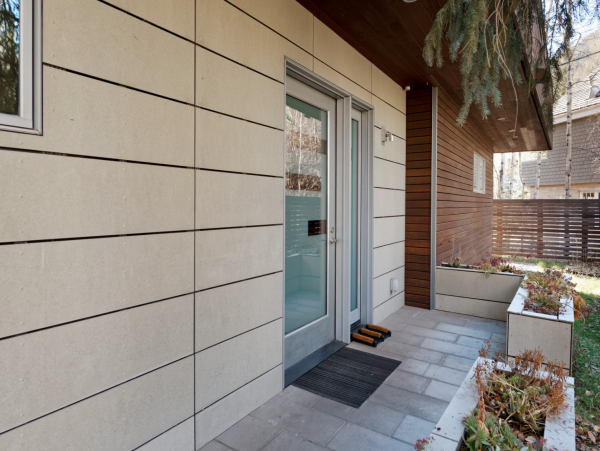 Four Bedroom Aspen Retreat Three level Home